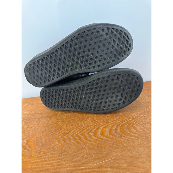 Women’s VANS Cheetah Lace Up Print Metallic Black. Size 5 .5. Sku 2822 - Picture 8 of 13